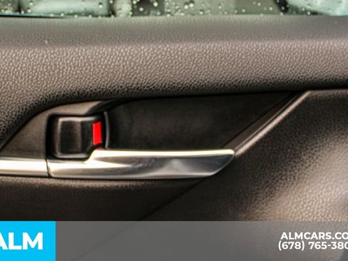 Used 2023 Toyota Camry SE image 36