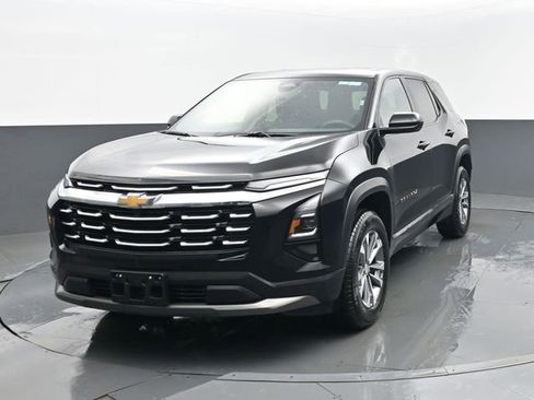 Used 2025 Chevrolet Equinox LT image 22