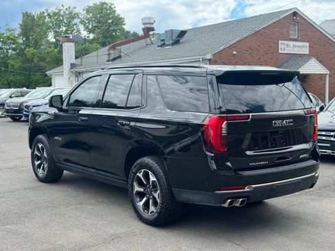Used 2025 GMC Yukon AT4 Ultimate AWD/4WD image 8