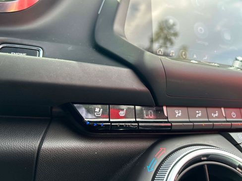 Used 2022 Chevrolet Camaro SS RWD image 21