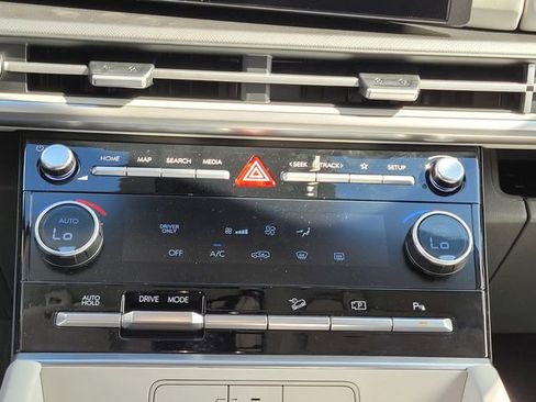 New 2026 Hyundai Santa Fe SE FWD image 22