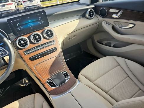 Certified 2022 Mercedes-Benz GLC 300 4MATIC image 33