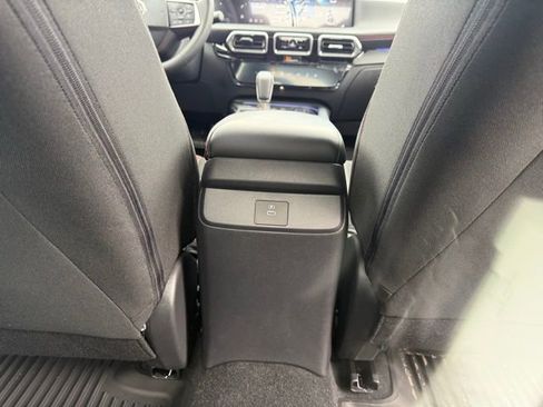 New 2026 Nissan Sentra SR w/ Floor Mat Package image 20