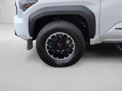 Used 2026 Toyota Tacoma TRD Off-Road w/ TRD Off Road Premium Package AWD/4WD image 24