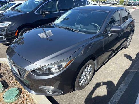 Used 2014 MAZDA MAZDA3 i Touring FWD image 8