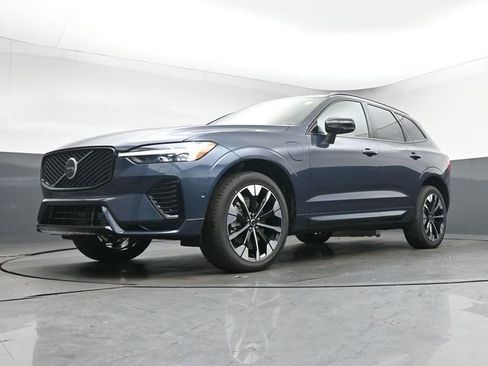 New 2026 Volvo XC60 T8 Plus w/ Protection Package Premier AWD/4WD image 40