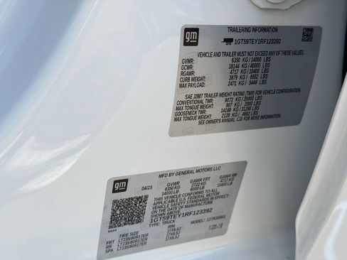 Used 2024 GMC Sierra 3500 SLE w/ SLE Value Package image 40