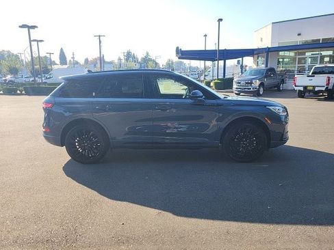 New 2025 Lincoln Corsair Grand Touring w/ Equipment Group 301A image 8