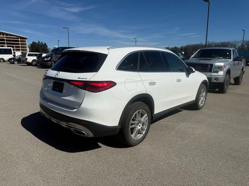 Used 2023 Mercedes-Benz GLC 300 GLC 300 image 6