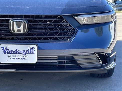 New 2025 Honda Accord SE image 7