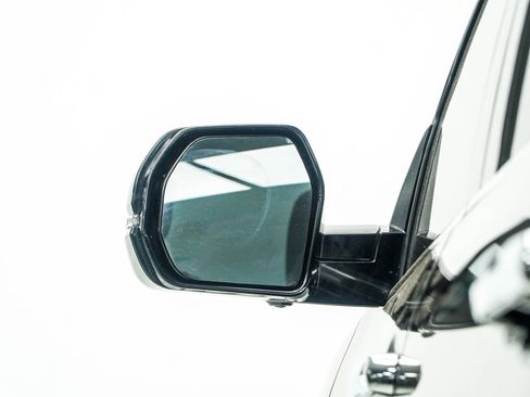 Used 2024 Toyota Tundra Limited AWD/4WD image 14
