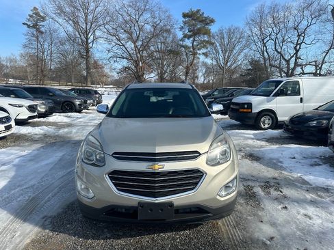 Used 2016 Chevrolet Equinox LTZ w/ Enhanced Convenience Package image 2