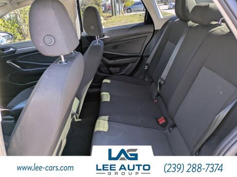 Used 2019 Volkswagen Jetta SE image 10