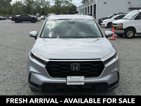 Used 2025 Honda CR-V EX-L image 2