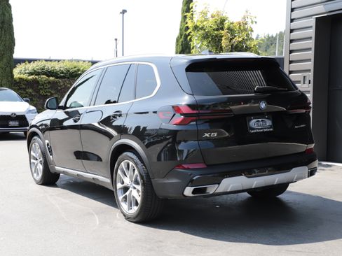 Used 2024 BMW X5 xDrive50e w/ Premium Package AWD/4WD image 6