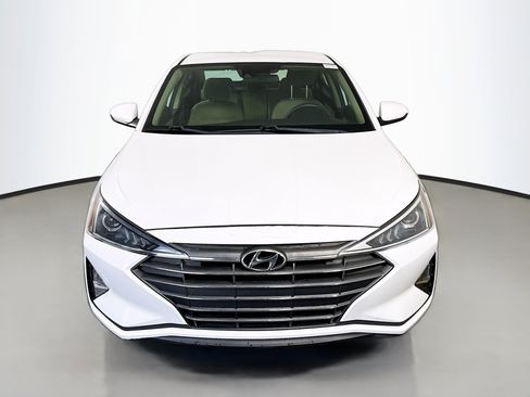 Used 2020 Hyundai Elantra SE image 2