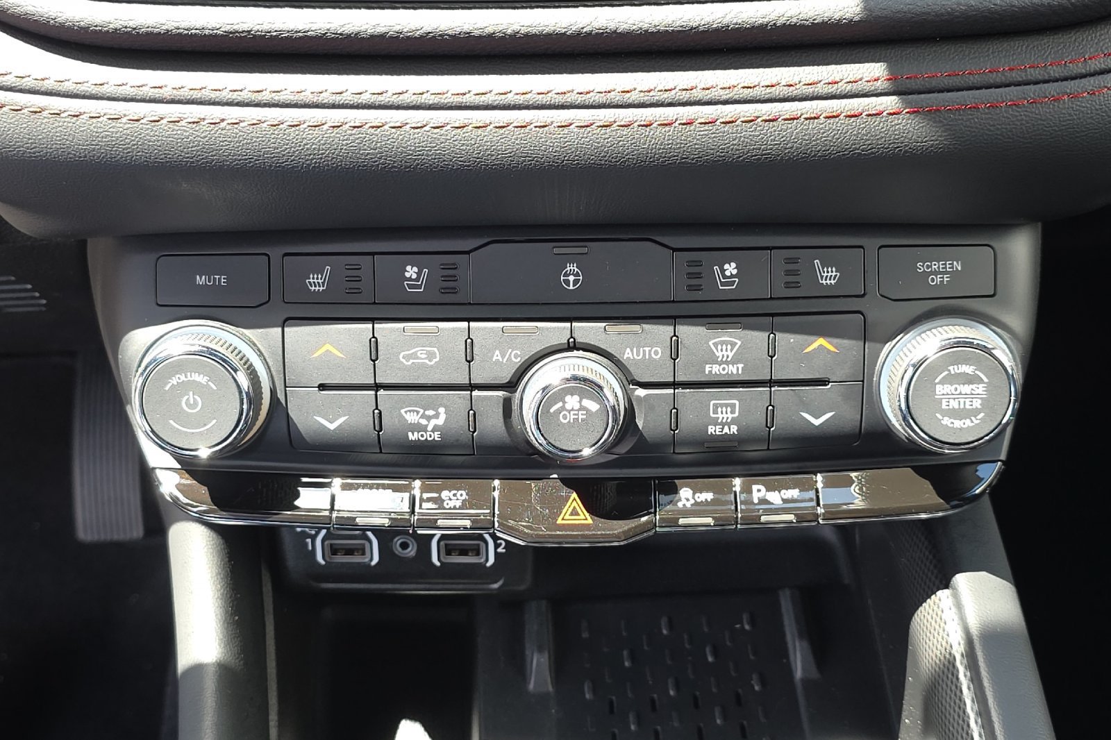 Used 2025 Dodge Durango R/T AWD/4WD image 22