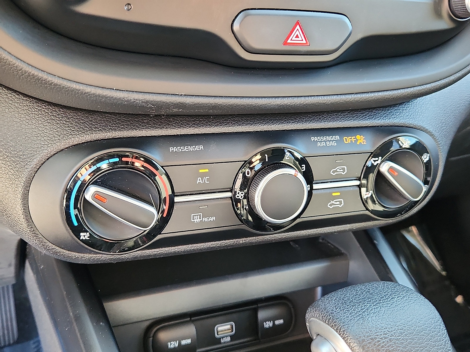 Used 2020 Kia Soul S FWD image 15