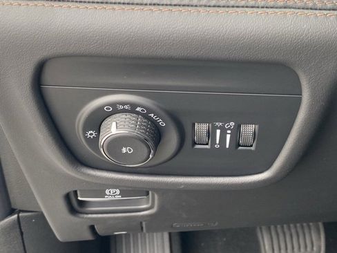 New 2025 Jeep Grand Cherokee L Summit image 28