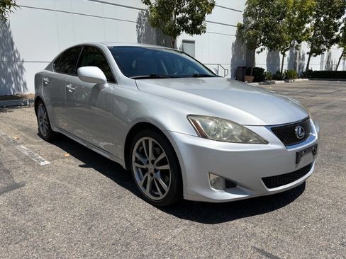 Used 2008 Lexus IS 250 RWD image 3