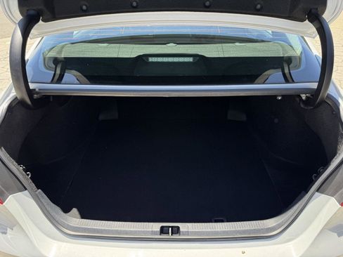 Used 2023 Toyota Camry SE FWD image 12