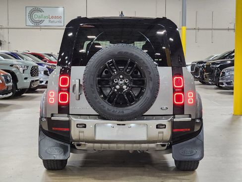 Used 2023 Land Rover Defender 110 S AWD/4WD image 10