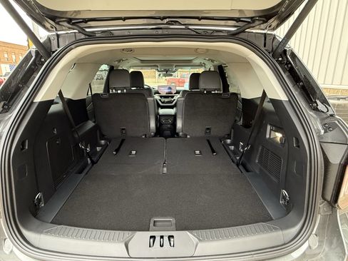 New 2026 Ford Explorer Active w/ Active Comfort Package AWD/4WD image 18