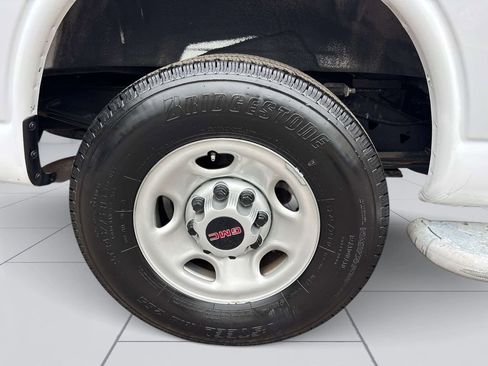 Used 2024 GMC Savana 2500 w/ Driver Convenience Package RWD image 29