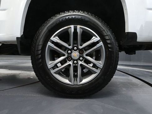 Used 2019 Chevrolet Colorado W/T w/ Custom Special Edition image 15