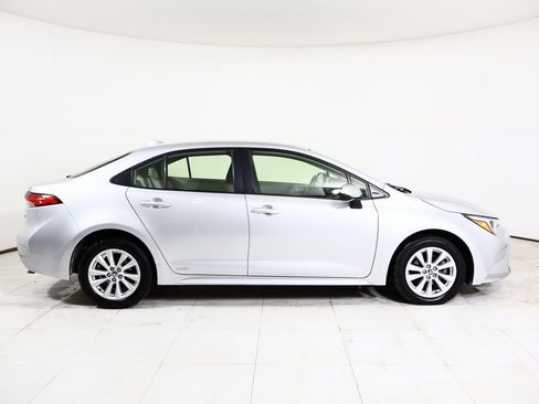 Used 2023 Toyota Corolla LE image 15