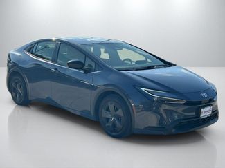 Certified 2023 Toyota Prius LE AWD/4WD video 3