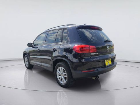 Used 2017 Volkswagen Tiguan S FWD image 3