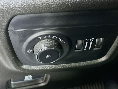 Used 2023 Jeep Grand Cherokee L Summit image 17