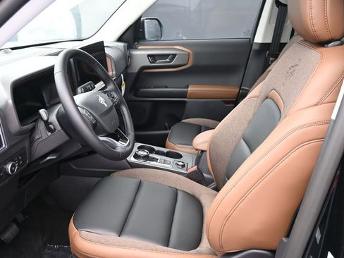 New 2025 Ford Bronco Sport Outer Banks w/ Outer Banks Tech Package+ AWD/4WD image 32