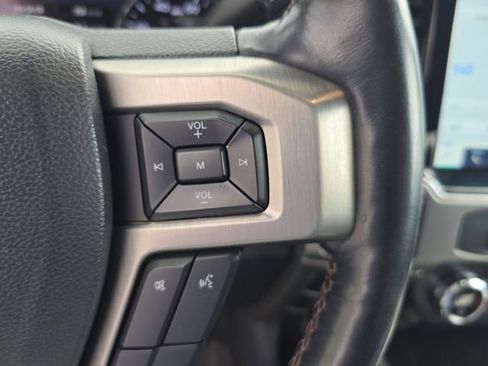 Used 2022 Ford F250 Platinum w/ FX4 Off-Road Package image 24
