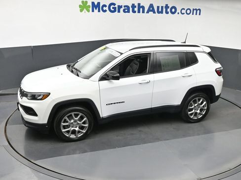 Used 2022 Jeep Compass Latitude AWD/4WD image 20
