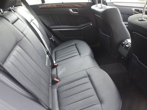 Used 2014 Mercedes-Benz E 350 4MATIC Wagon image 14