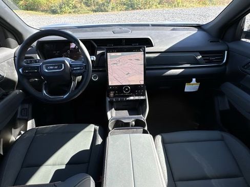 New 2026 GMC Terrain AT4 w/ LPO, Black Badging Package image 20