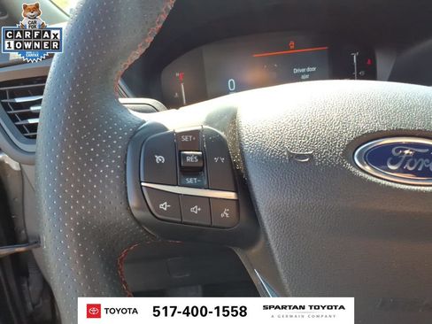 Used 2025 Ford Escape ST-Line FWD image 16