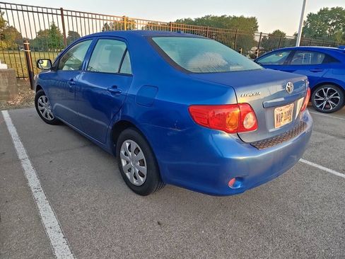Used 2009 Toyota Corolla LE FWD image 4