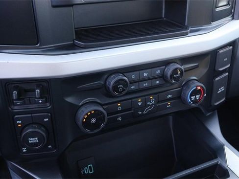 Certified 2023 Ford F250 XLT w/ FX4 Off-Road Package image 17