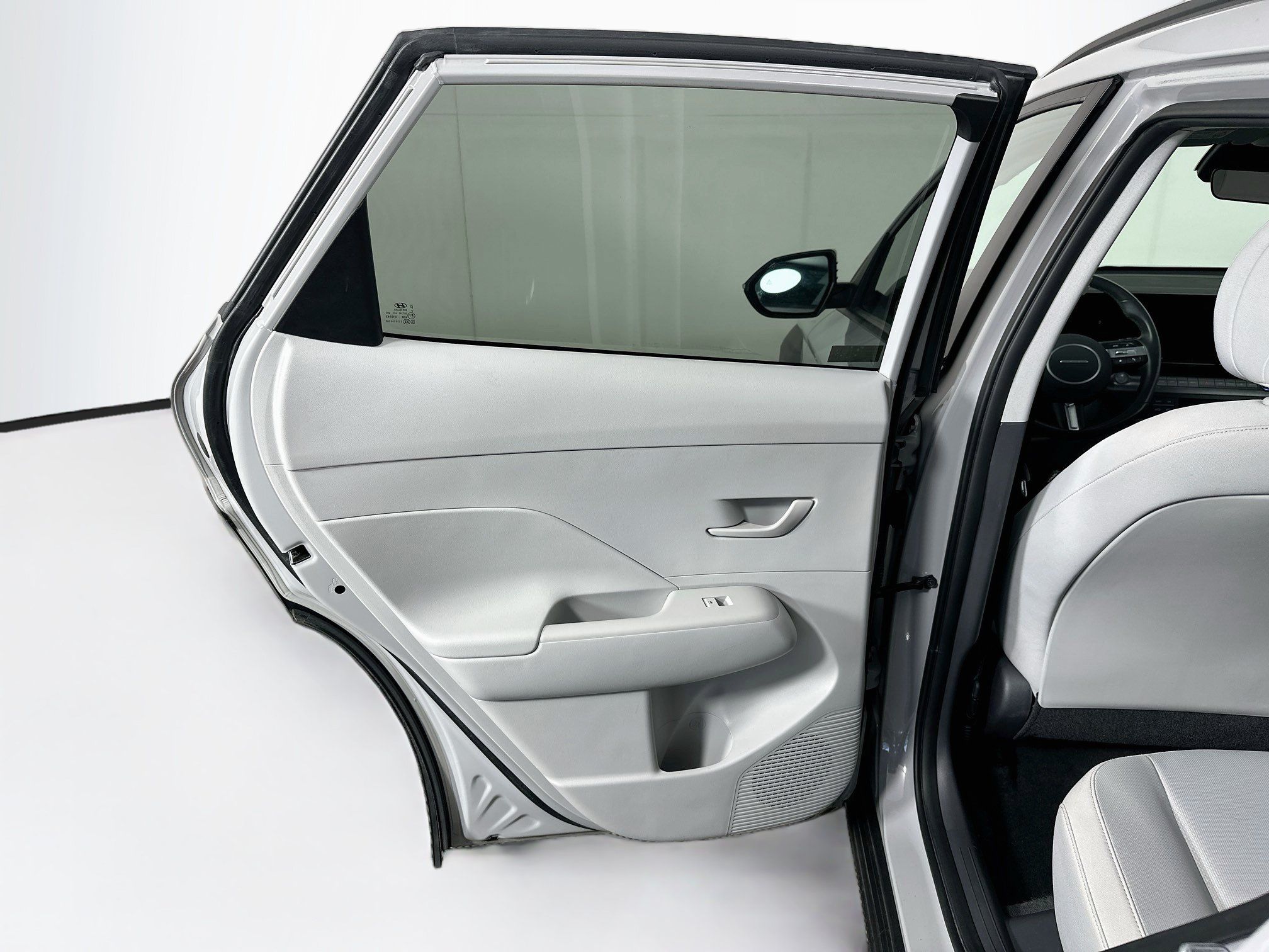 Used 2026 Hyundai Kona SEL Sport FWD image 24