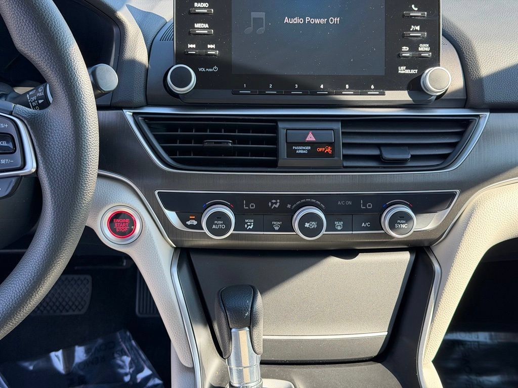 Used 2018 Honda Accord LX image 16