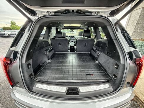 Used 2020 Cadillac XT6 Premium Luxury AWD/4WD image 19