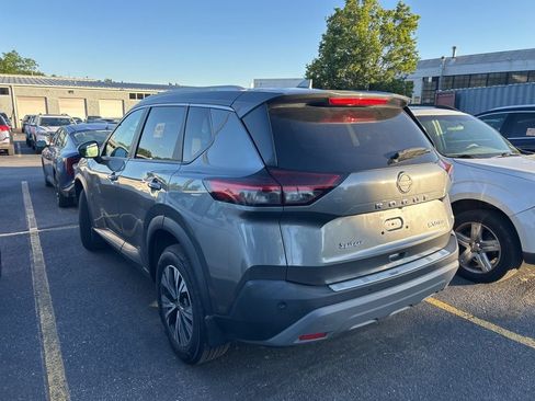 Used 2022 Nissan Rogue SV w/ SV Premium Package AWD/4WD image 9