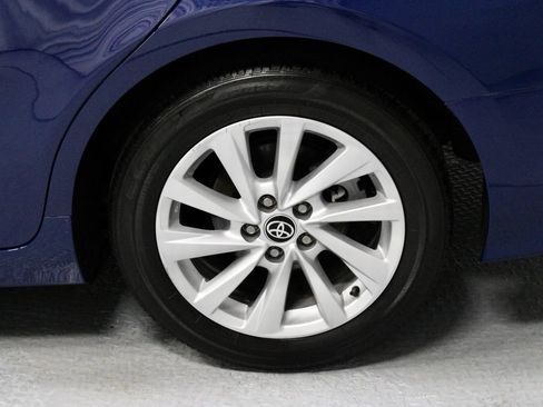 Used 2023 Toyota Camry LE w/ Convenience Package FWD image 18