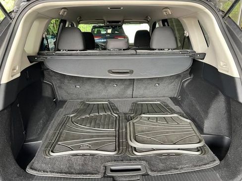 Used 2021 Nissan Rogue SV FWD image 13
