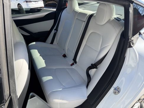 Used 2020 Tesla Model 3 Long Range image 31