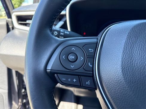 Used 2020 Toyota Corolla XSE image 48