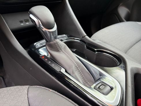 Used 2025 Buick Encore GX Preferred FWD image 39